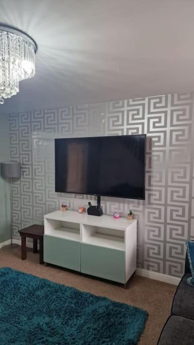 Well Furnished 3 Bedroom House In A Cosy Estate In *