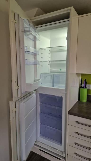 Apartment Well Furnished 3 Bedroom House In A Cosy Estate In